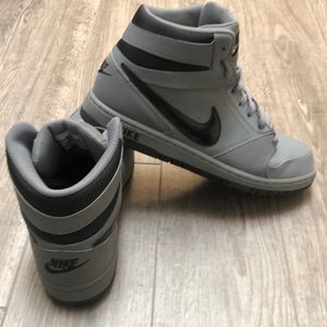 Mens grey Nike Sneakers size 11.5